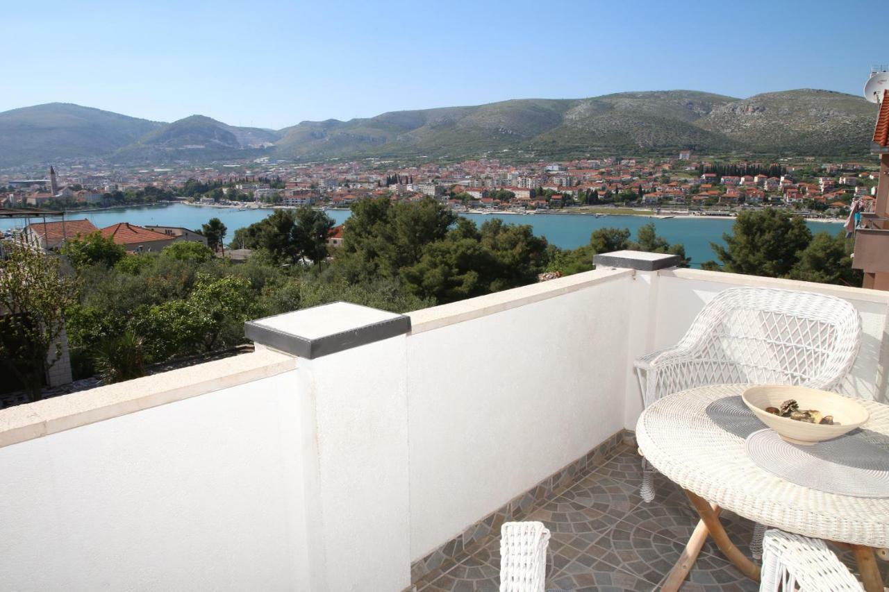 Apartment Poseidon Trogir Exteriör bild